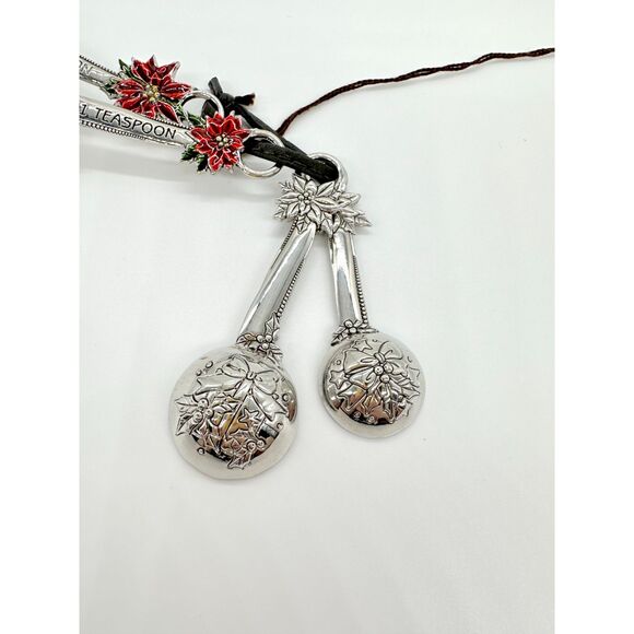 Country Curtains Poinsettia Peace Love Hope Joy Christmas Measuring Spoons NWT - Picture 6 of 8